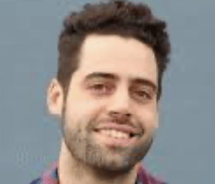 <em>Felipe A.</em>